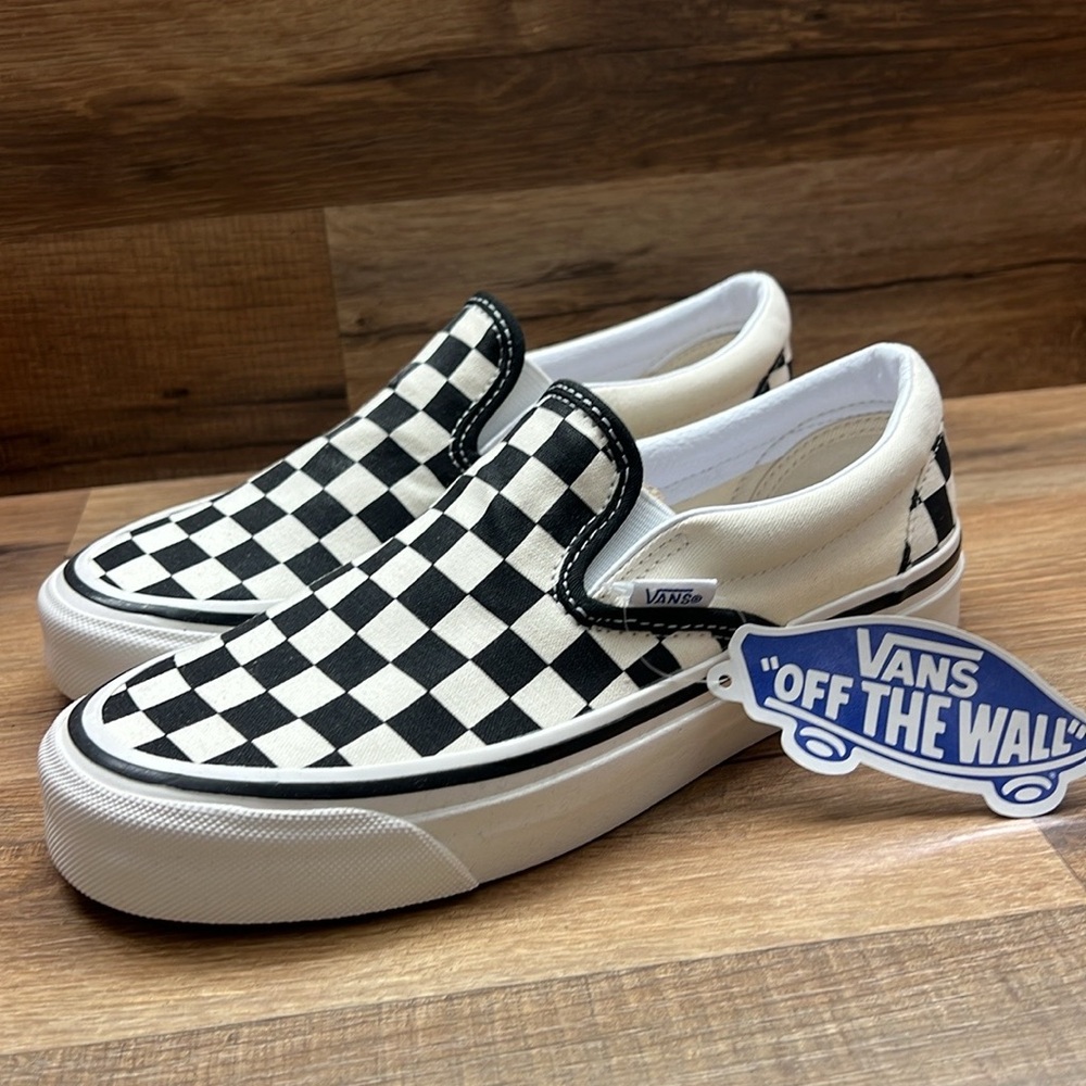 VANS CLASSIC SLIP ON BRAND NEW